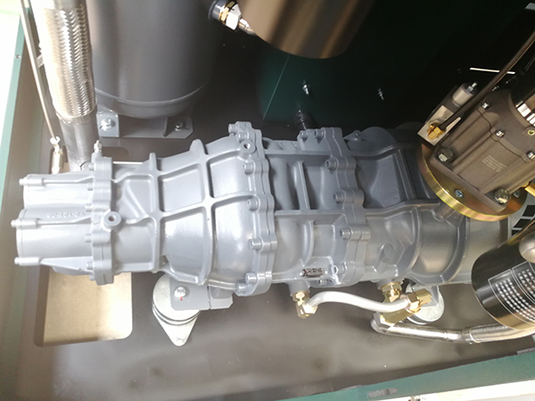 181145447.jpg 005.jpg